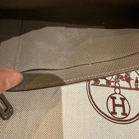 Hermes Kelly To Go Epsom Etoupe Silver Hardware - Picture 8 of 15